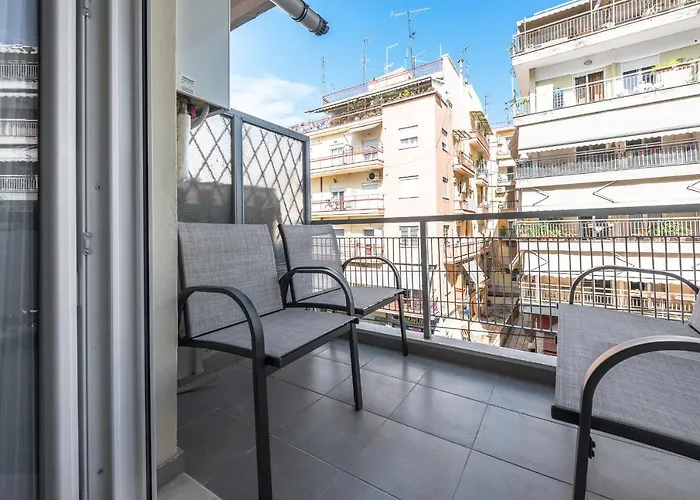 Flaneur, Nilie Hospitality Mgmt * Salonic